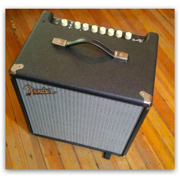 Amplificador Fender Rumble 40 Bajo 1x10