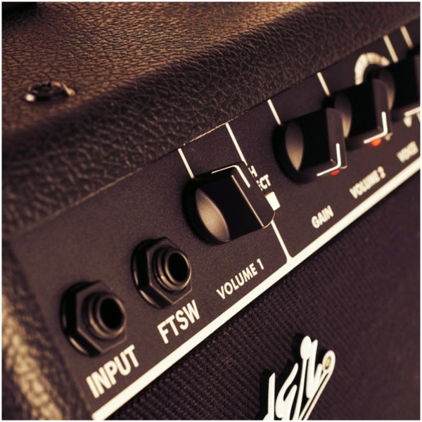 Amplificador Fender Champion 50xl Celestion 1x12