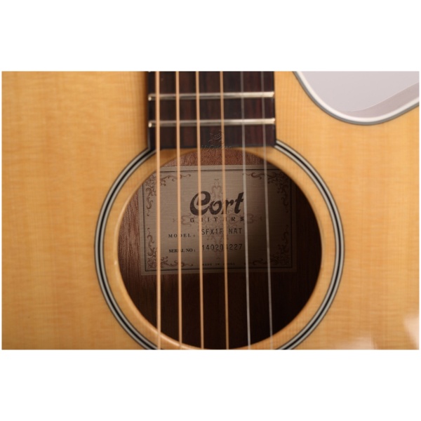 Guitarra Electroacustica Cort SFX1 Con Funda