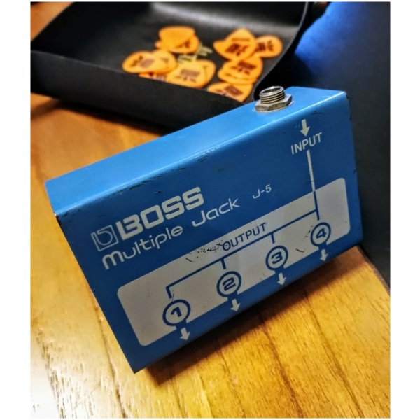 Boss J5 Multiple Jacks Signal Splitter/mixer/ab Box Japon